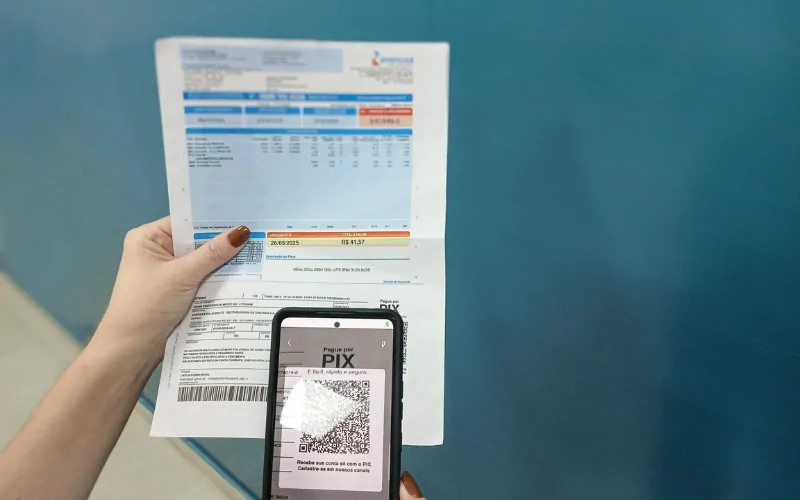 Mais da metade dos clientes da Energisa pagam a conta de luz pelo Pix